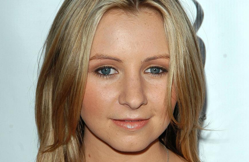 Beverley Mitchell bricht ihr Schweigen! Der