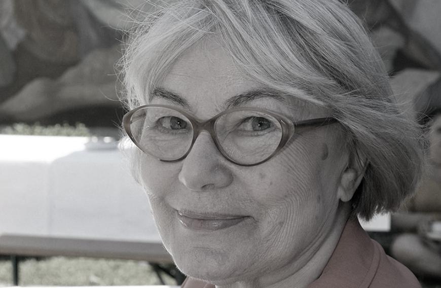 Schauspielerin Eva Probst ist tot! Im Alter von 88 Jahren ist sie im Seniorenheim verstorben.