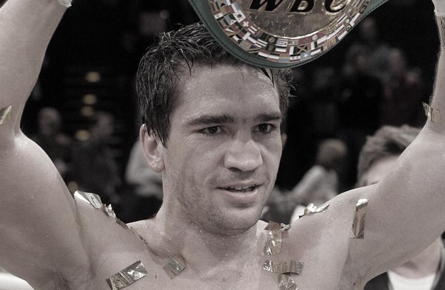 Ein Schock für die Sport-Welt. Boxer Markus Beyer ist tot. Er verstarb mit nur 47 Jahren. Er habe den Kampf nach kurzer, schwerer Krankheit am 3. Dezember in einem Berliner Krankenhaus verloren, berichtet der MDR. Beyer moderierte dort seit 2015 als Experte für die Sendung
