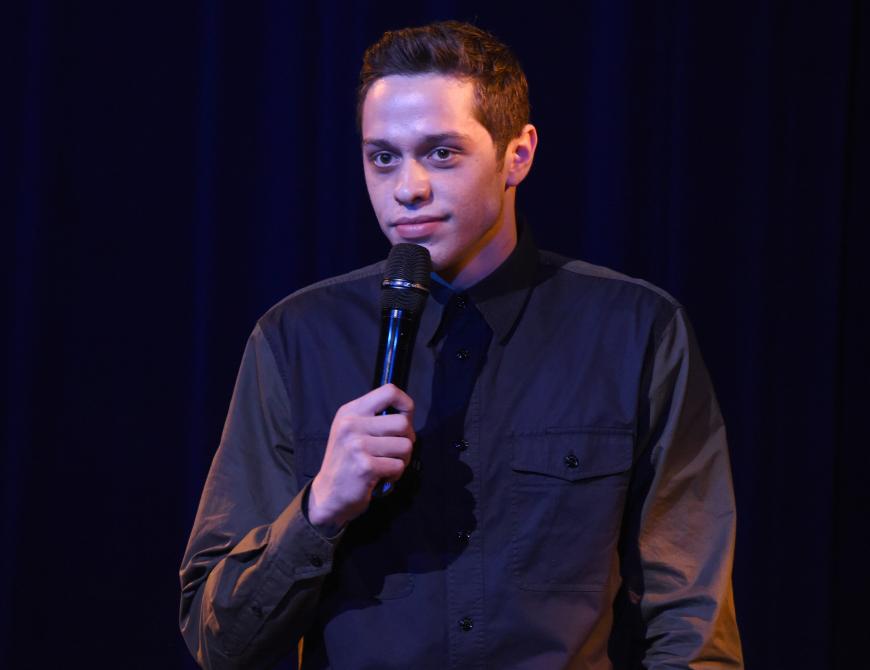 Pete Davidson schockte am Samstagabend mit einem erschreckenden Instagram-Post. Darin schrieb er, dass er nicht mehr leben wolle und nicht wüsste, wie lange er es noch auf der Erde aushalten wird.
