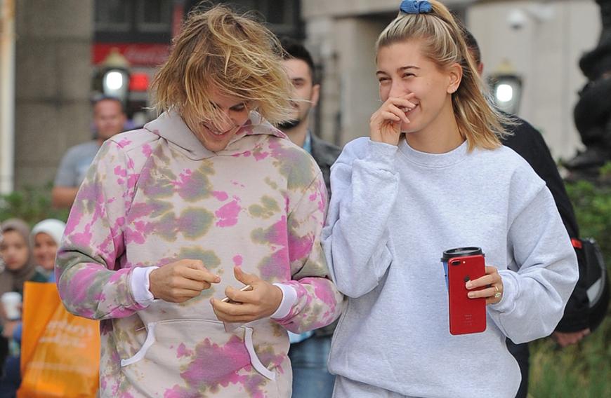 Hundewelpe Oscar ist nun Teil der Familie von Justin und Hailey Bieber.