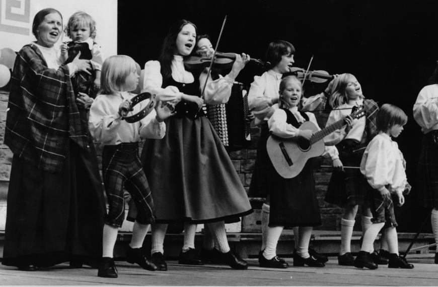 Die Kelly Family verdiente erst mit Straßenmusik, später mit großen Auftritten mehrere Millionen Mark.