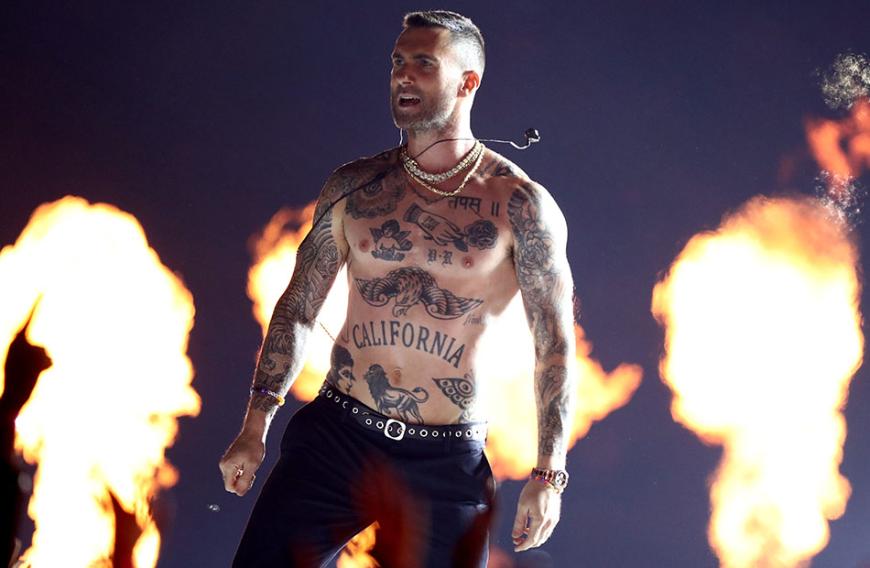 Die Band Maroon 5 trat in der Halbzeit des Super Bowls 2019 auf und sorgte für einen Eklat.