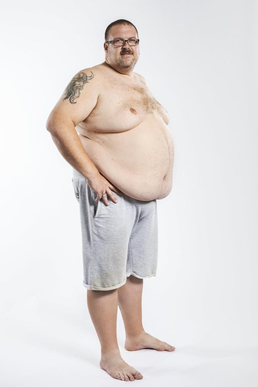 Zu Beginn der Staffel bringt Kandidat Mario knapp 200 Kilogramm auf die Waage.