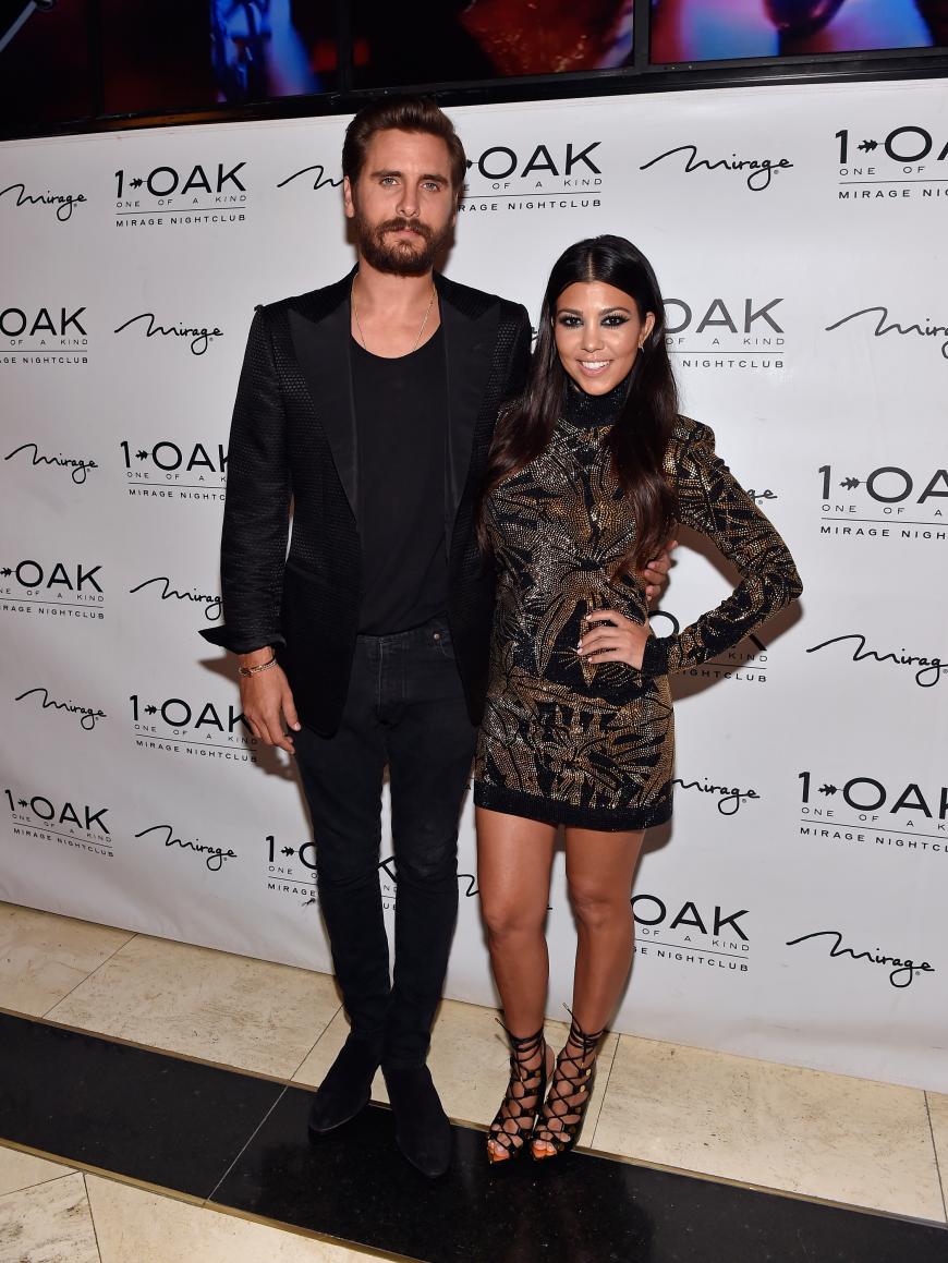 Neun Jahre war Kourtney Kardashian mit Reality-Star Scott Disick zusammen. Beide haben drei gemeinsame Kinder. 2015 endete ihre Beziehung in Tränen.