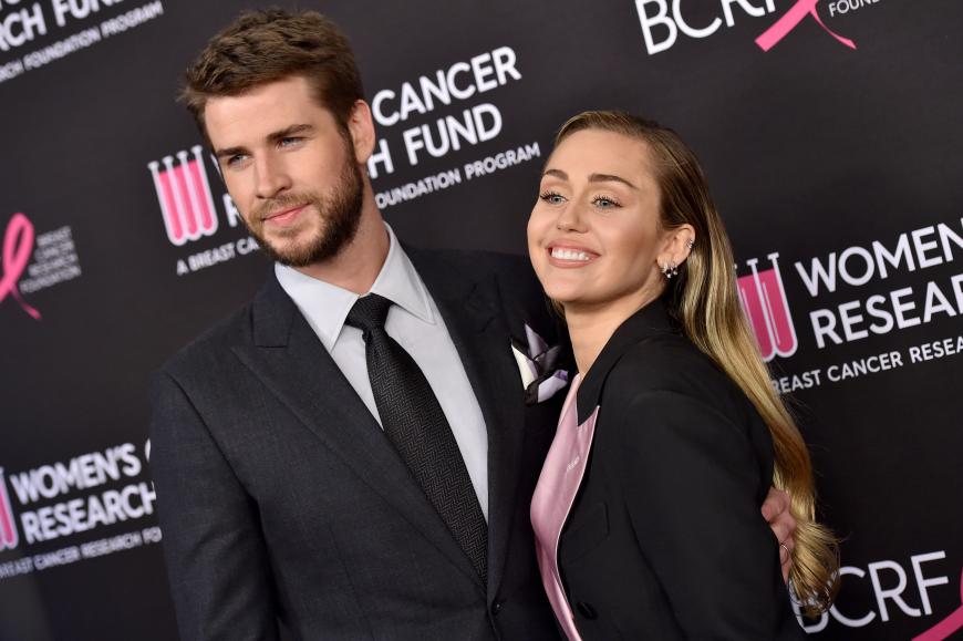 Seit Ende 2018 ist Miley Cyrus mit dem Schauspieler Liam Hemsworth verheiratet. Die Künstlerin hat sich aber nicht in sein Geschlecht, sondern in seine Seele verliebt.