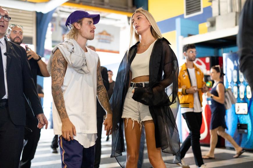 Ist Ehefrau Hailey Bieber Mitgrund für Biebs' schlechten Zustand? Zwischen den Lovebirds soll es kriseln.