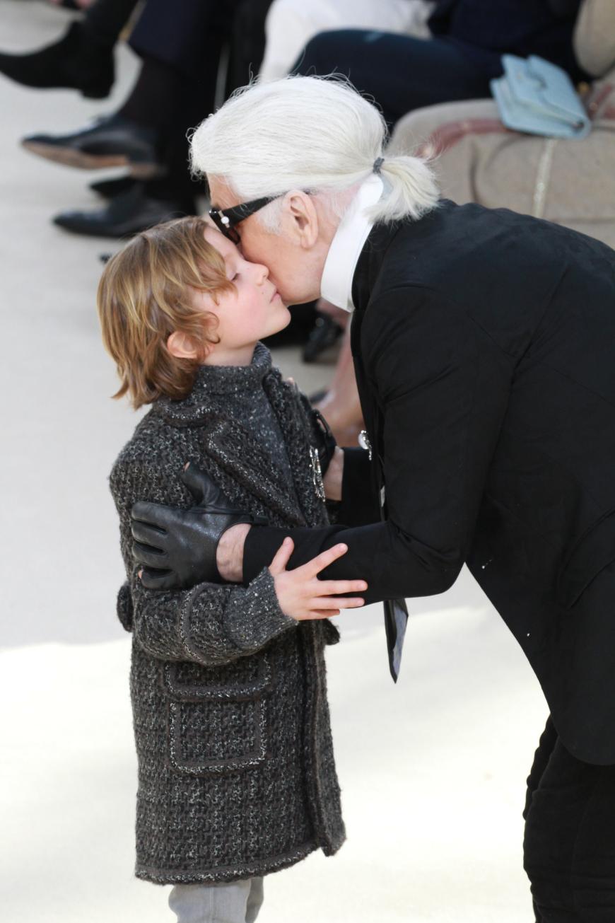 Karl Lagerfeld vergötterte seinen Patensohn Hudson Kroenig und glaubte an seine Zukunft als Model.