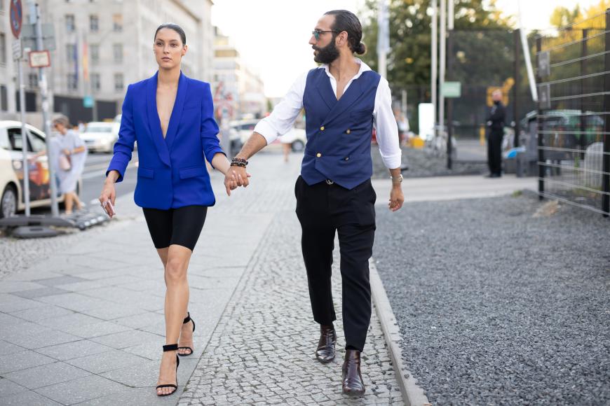 Privat hat Massimo Sinató sein Glück mit Rebecca Mir gefunden. Als Model muss auch sie auf ihre Figur achten.