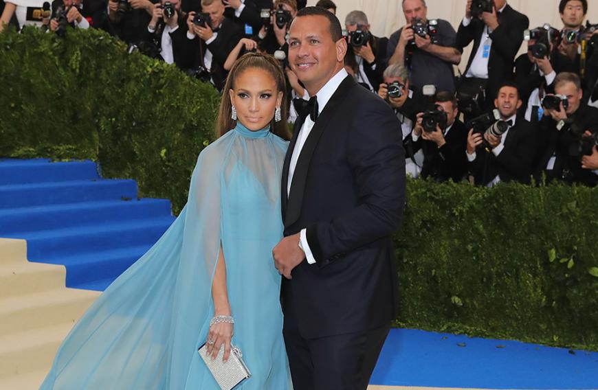 Schon die Verlobung zwischen der Sängerin und A-Rod war so wunderschön, dass wir ganz gespannt auf die Hochzeit warten.