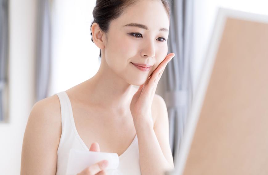 Die koreanischen Frauen wissen einfach, wie sie Mitesser im Handumdrehen loswerden. 