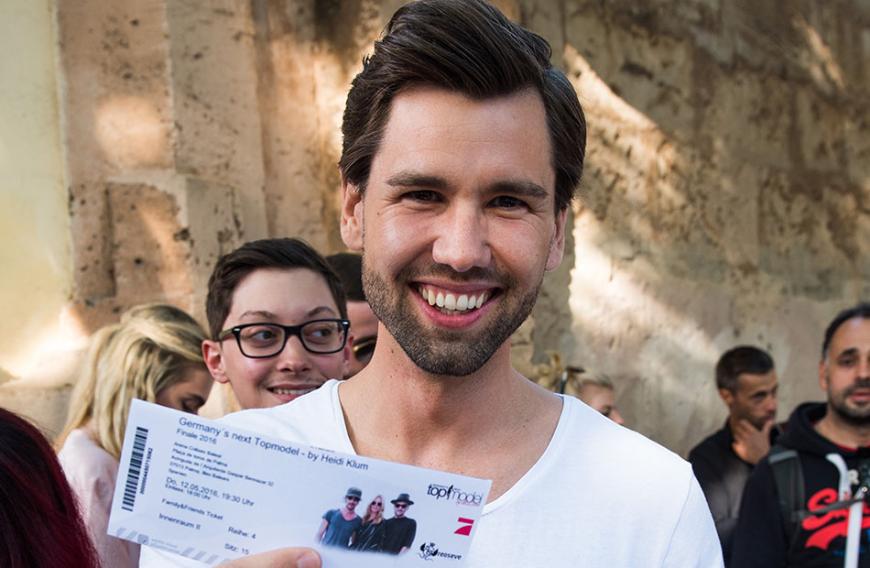 ... kaum zu glauben, was Alexander Keen heute macht.