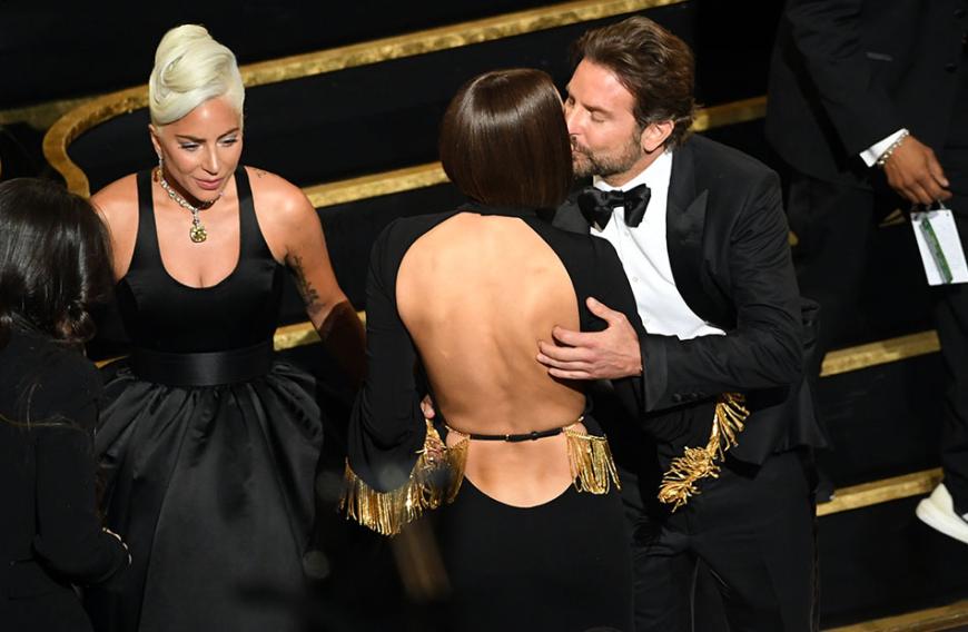 Diese Küsse gehören der Vergangenheit an. Bradley Cooper hat Irina Shayk eiskalt abserviert.