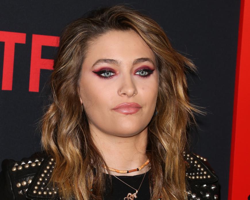 Paris Jackson ist von der Unschuld ihres Vaters überzeugt. Die Vorwürfe sind für sie kaum zu ertragen.