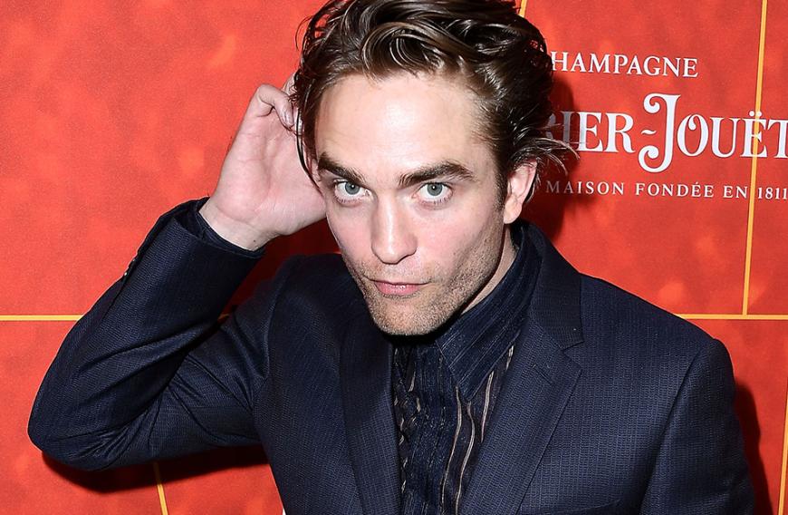 Robert Pattinson verdankt seiner Edward Cullen-Verkörperung eine Menge. Durch den Vampir ist der Schauspieler ist richtig berühmt geworden.