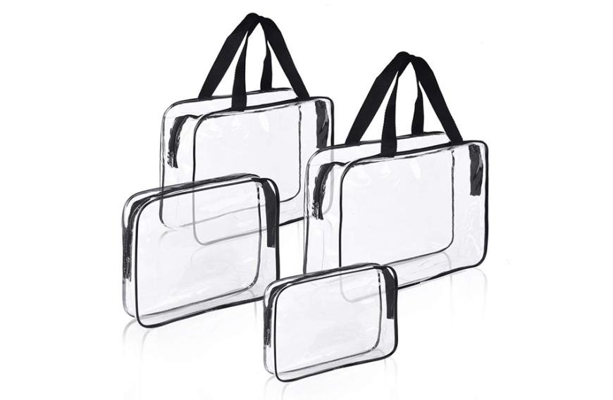 Mit diesem 4er-Set ist deine nächste Reise gesichert. In den Kosmetiktaschen aus umweltfreundlichem PVC kannst du all deine Beauty-Produkte verstauen und findest auf einen Blick, wonach du suchst - ohne nerviges Kramen. Die beiden größeren Modelle eignen sich zudem auch als stylische Handgepäck-Taschen. Hier kannst du die Taschen für ca. 13 Euro shoppen.