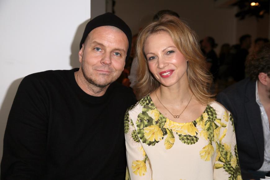 Birte Glang ist seit über 13 Jahren mit André Tegeler alias DJ Moguai zusammen, seit zehn Jahren verheiratet. Gemeinsam haben sie einen einjährigen Sohn namens Cooper.