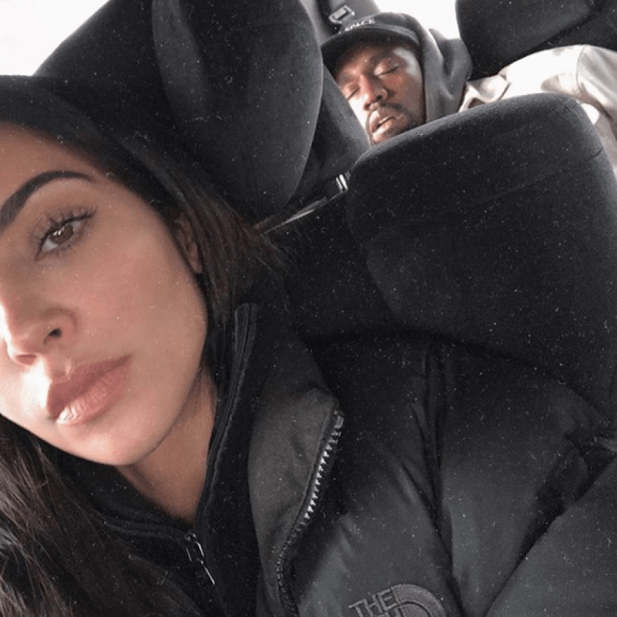 Angeblich soll der Rapper unter einer bipolaren Störung leiden. Doch Kim hat von seinen wechselhaften Launen genug! Kürzlich stellte sie ihm ein Ultimatum: entweder Psychiatrie oder Scheidung ...