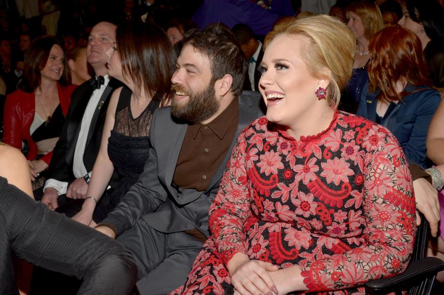 Nach der Trennung von Simon Konecki soll Adele ihre neue Freiheit genießen. Mit Freundin Jennifer Lawrence wurde sie beim Feiern auch in Gay-Bars gesichtet.