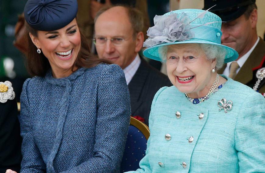 Die Queen ehrte die Frau von Prinz William jetzt mit einer rührenden Aktion.