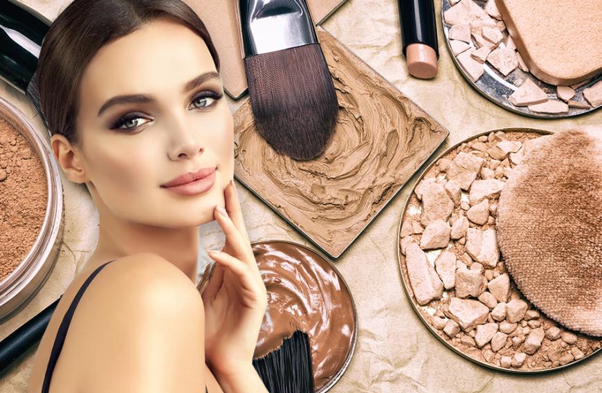 Auch für trockene Haut gibt es die passende Foundation. Manch ein Make-up ist sogar ein regelrechter Feuchtigkeitsbooster, das deinen Teint zum Strahlen bringt.