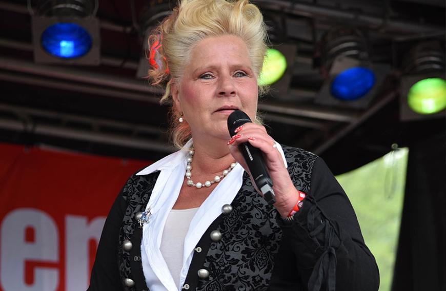 Angeblich soll die Tochter von Silvia Wollny eine ehemalige Freundin verletzt haben.