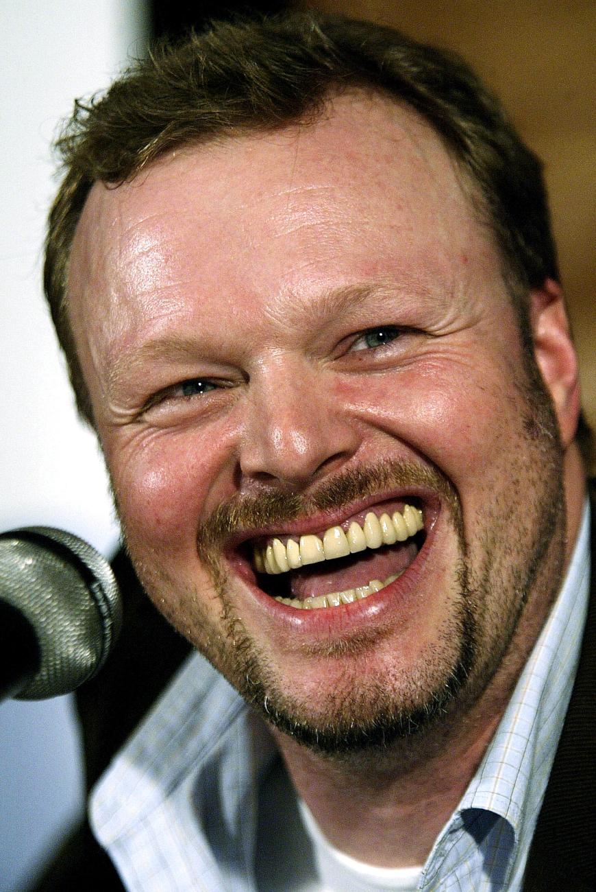 Seine Nummer haben wir noch immer im Kopf! Stefan Raab landete 2000 in Stockholm mit dem Song