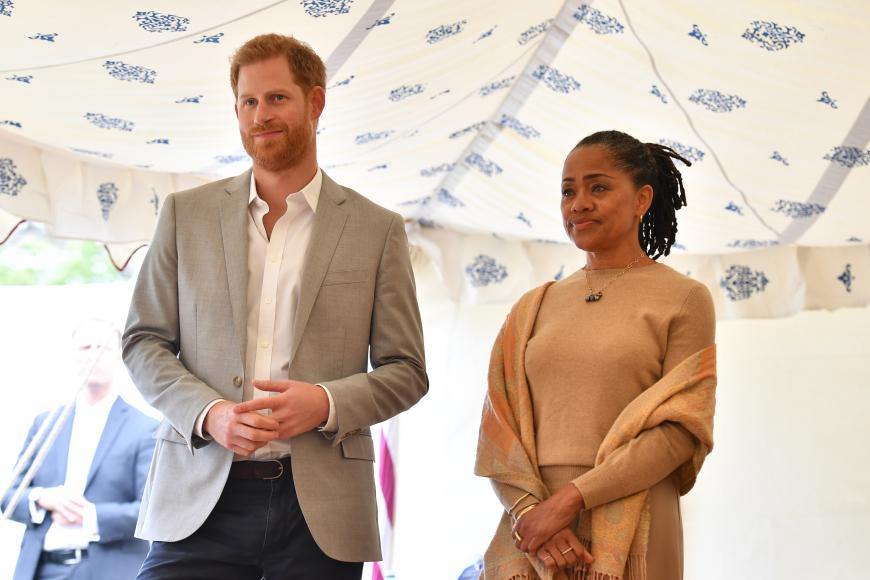 Was hält Prinz Harry wirklich davon, dass Schwiegermutter Doria Ragland bei ihm und Meghan eingezogen ist?