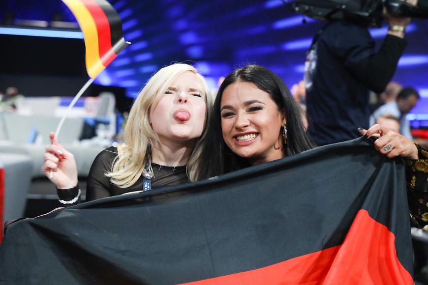 Doch von schlechter Laune bei Carlotta Trumann (l.) und Laurita Kästel keine Spur!