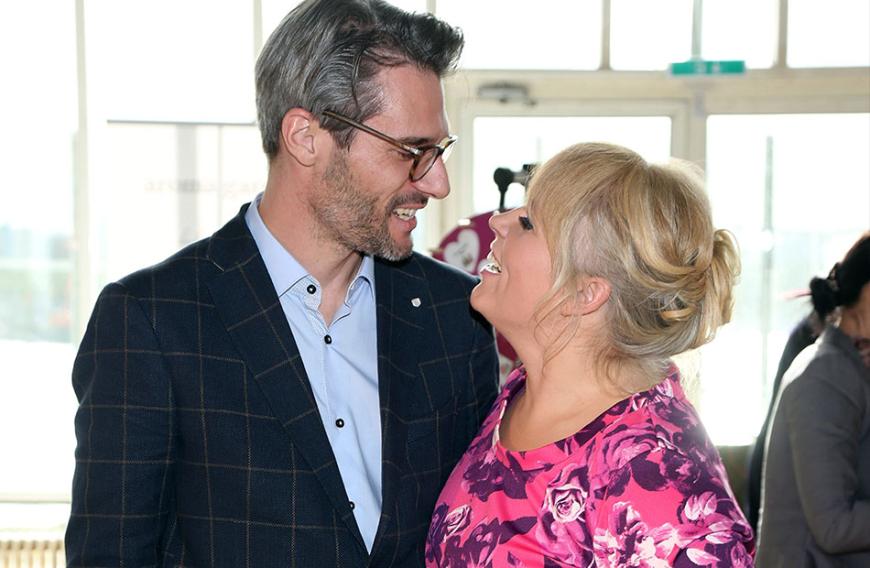 Sie hat sich nicht von ihrem Florent Raimond scheiden lassen.
