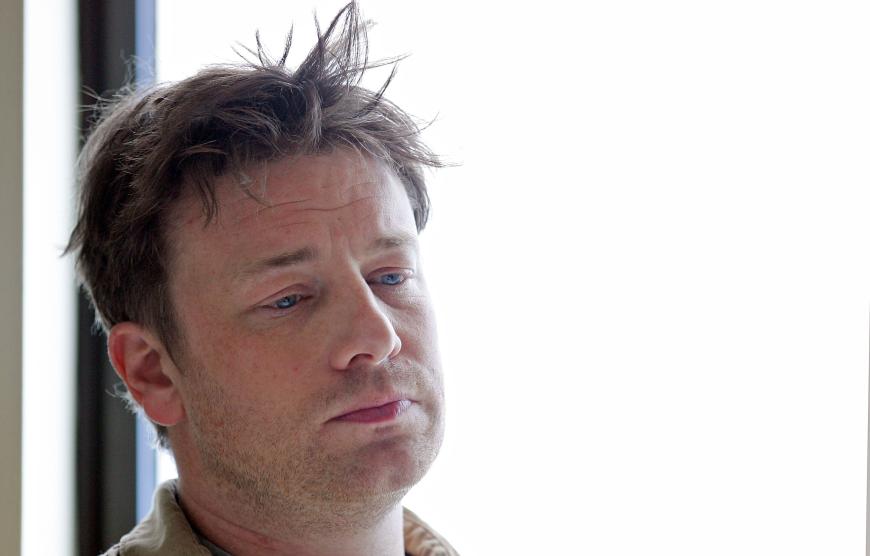 Eigentlich zählt der Brite zu den erfolgreichsten Gourmets weltweit. Doch nach über zehn Jahren im Business sieht es für die Läden von Jamie Oliver nicht gut aus.