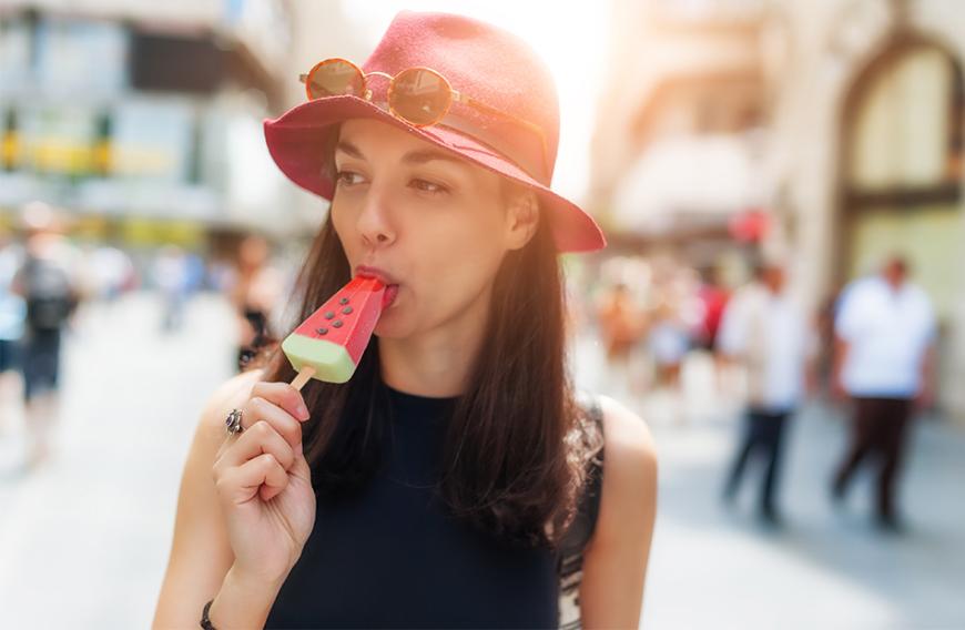 Yummy! In nur wenigen Schritten kannst du dir dein Lieblingseis ganz einfach selbst zu Hause zubereiten