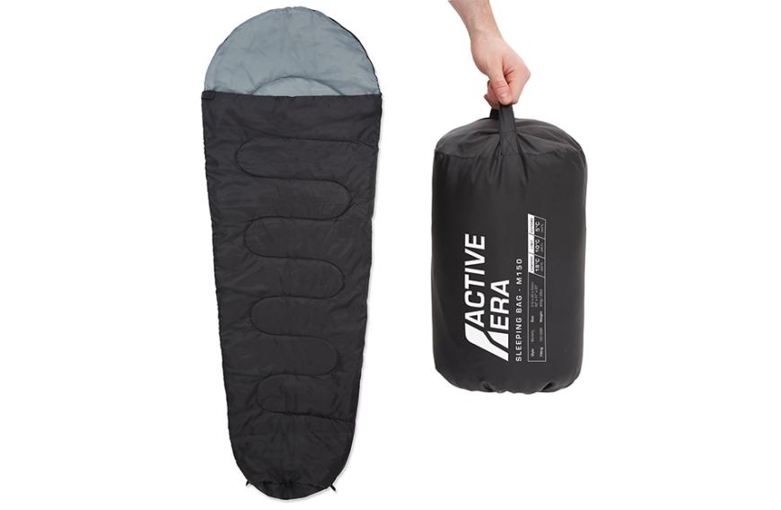 Was gehört noch zur Grundausstattung bei einem Festival? Richtig, ein Schlafsack, in dem du dich nachts einkuscheln kannst. Für rund 20 Euro ist das Modell von Active Era hier erhältlich.