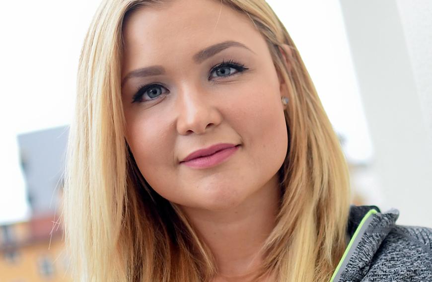 Seit Ewigkeiten hat Sophia Thiel nicht mehr von sich hören lassen, jetzt meldet sie sich per Video-Botschaft zurück.
