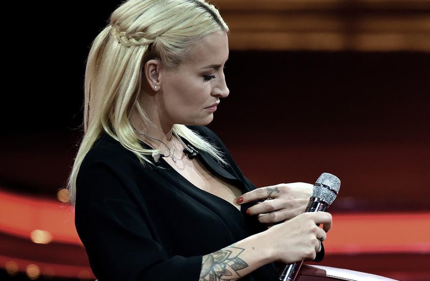 Sarah Connor schüttet ihr Herz aus! In ihrem neuen Song richtet sie offene Worte an Bode Miller und seine Frau Morgan ...