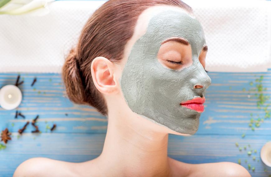 Das Besondere an der Maske: Sie soll die Haut reinigen und ihr einen strahlenden Teint verpassen.