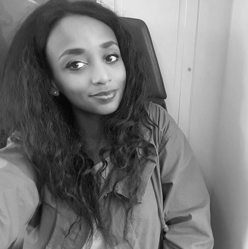 Trauer bei Familie, Freunden und GNTM-Fans: Saron Ghebremeskel ist tot. Die 22-Jährige verstarb Mitte letzter Woche. Die Todesursache ist noch unklar. 