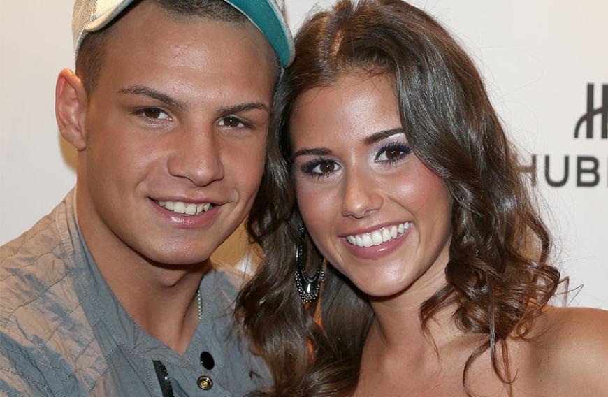 Seit ihrer Trennung im Oktober 2016 und der Scheidung im Februar 2019, teilen sich Sarah und Pietro Lombardi das Sorgerecht für ihren Sohn Alessio.