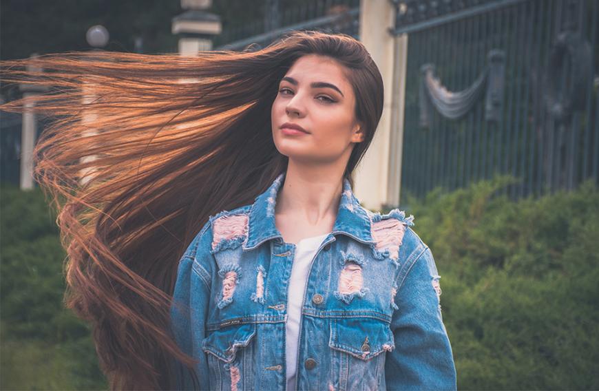 Hätten wir nicht alle gerne lange und gesunde Haare? Mit Trocken-Conditioner kannst du deine Mähne optimal pflegen.