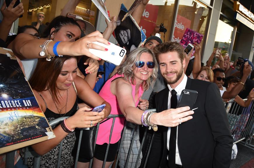 Auch Liam Hemsworth steht als Schauspieler im Rampenlicht. Er kennt die Schattenseiten des Ruhms ebenfalls.