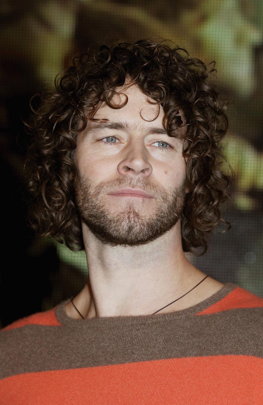 Fans machten sich große Sorgen um Howard Donald. Der Sänger trat mit einer schwarzen Augenklappe auf die Bühne.