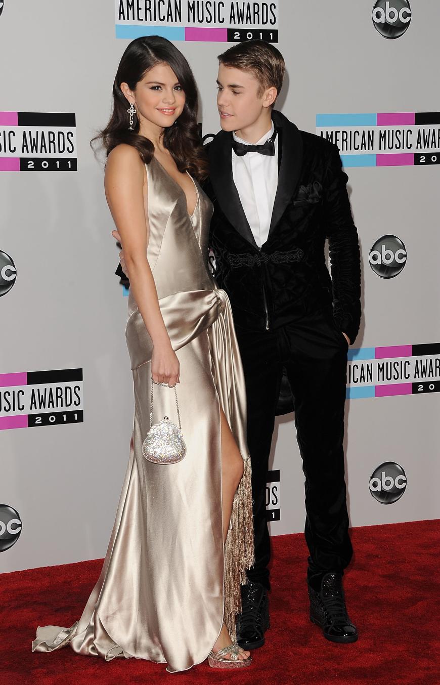 Über sieben Jahre führten Selena Gomez und Justin Bieber eine On-Off-Beziehung. Dann trennte sich das Paar endgültig.