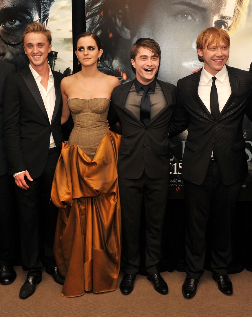 Es ist acht Jahre her, dass (v. l.) Draco Malfoy (Tom Felton), Harry Potter (Daniel Radcliffe), Hermine Granger (Emma Watson) und Ron Weasley (Rupert Grint) gemeinsam als Nachwuchs-Zauberer über die Mattscheiben flimmerte. Besonders Tom Felton sprach sich für eine Fortsetzung der Filme aus.