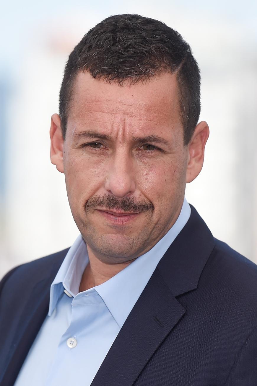 Adam Sandler trauert um seinen Film-Sohn. Bei Instagram nahm er nun Abschied von dem Nachwuchsschauspieler.
