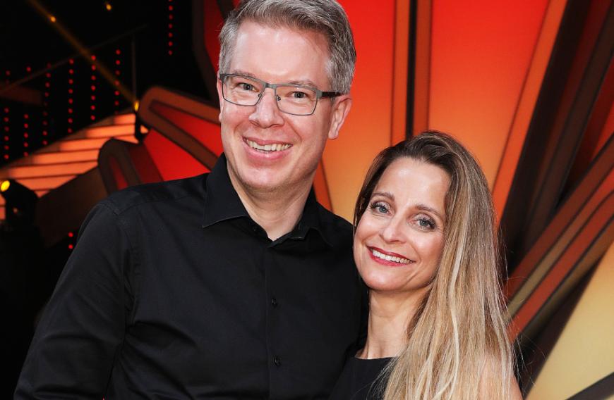 Der Unternehmer verrät in einem aktuellen TV-Auftritt, wie er mit einem mittelmäßigem Realschulabschluss zum Multimillionär und Frauenheld wurde.
