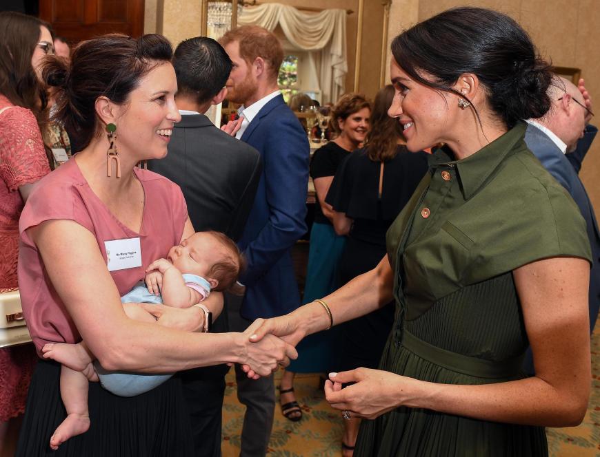 Der erste Liebesurlaub von Harry und Meghan ging nach Botswana. Dort wollen sie auch ein Baby adoptieren.
