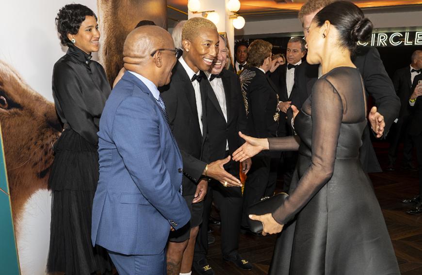 Im Gespräch mit Musiker Pharrell Williams wurde Meghan von ihren Gefühlen übermannt.