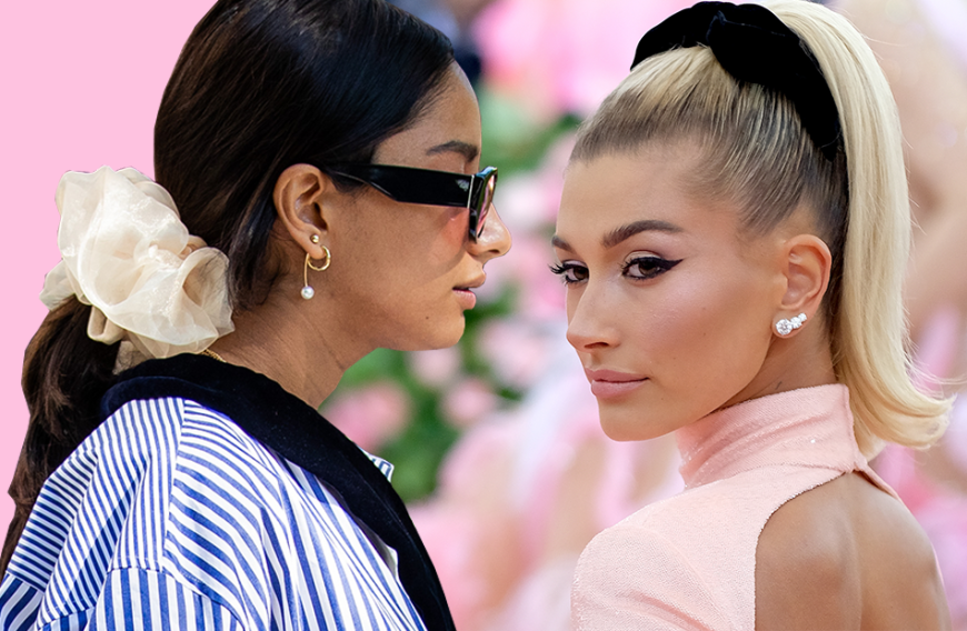 Egal, ob Fashionistas oder Model Hailey Bieber (l.) – das XXL-Scrunchie ist diesen Sommer total angesagt. 