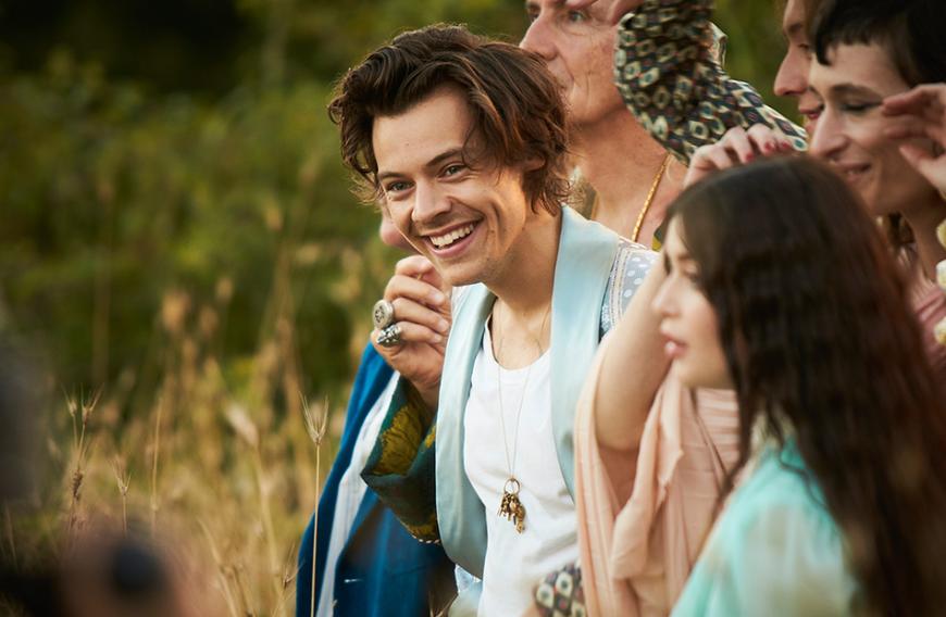 Nicht nur ein Duft für One-Direction-Fans: Harry Styles ist das Gesicht des neuen Gucci-Parfums, das sowohl für Frauen als auch Männer gedacht ist.