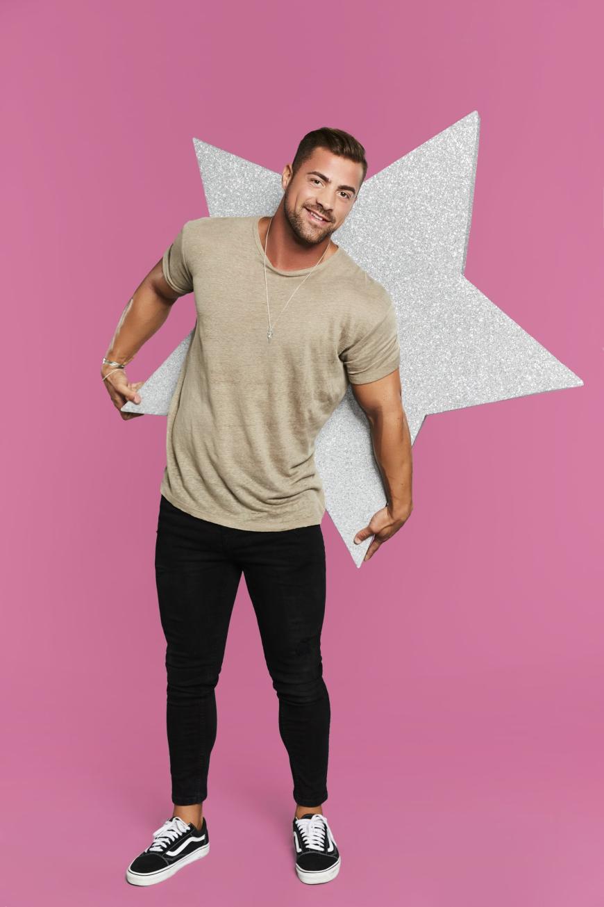 Am liebsten zeigt sich der gelernte Maler und Lackierer Tobias Wegener, den alle Tobi nennen, mit freiem Oberkörper – wie in der Flirtshow